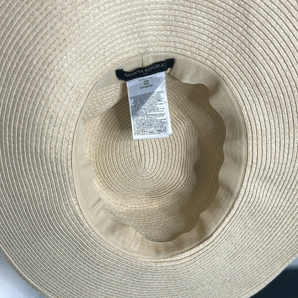 Banana Republic Wide Brim 4.5” Sun Straw Hat - Picture 11 of 15